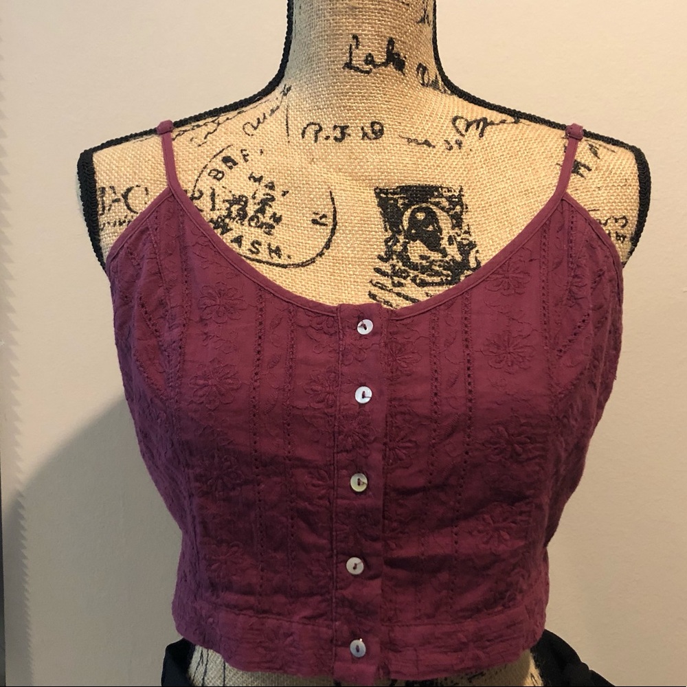 Kendall and Kylie crop top